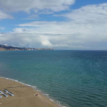 Seafront Apartment With Open-Air Heated Pool Fuengirola Extérieur photo