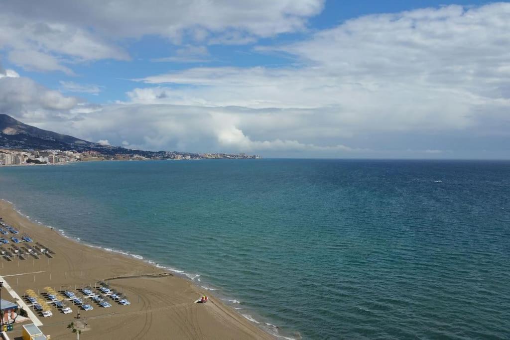 Seafront Apartment With Open-Air Heated Pool Fuengirola Extérieur photo